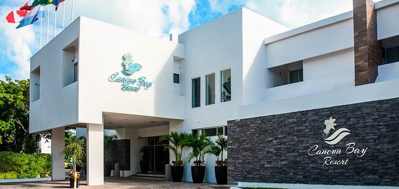 Entrega de agua purificada para hoteles en Cancún